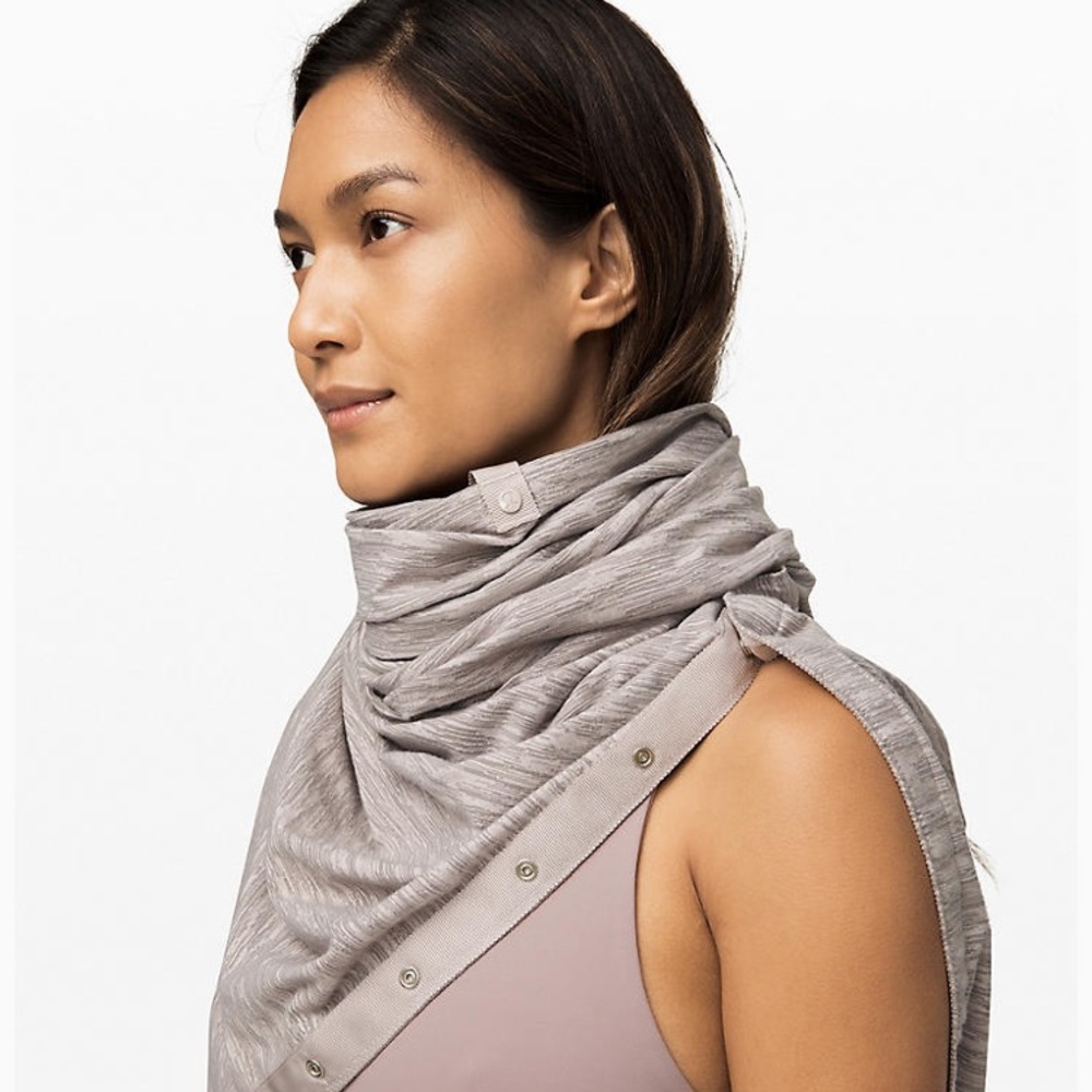Lululemon gray vinyasa scarf